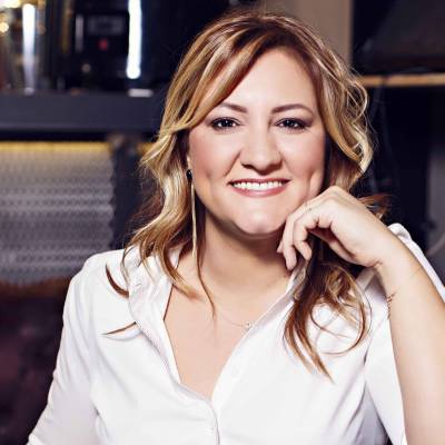 Mine Yücesoy Dirancı ile İnsanı Dönüştürenler #ikdönüşümsohbetleri